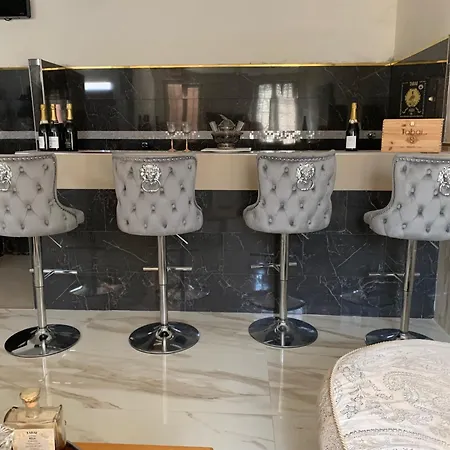 Hotell Bristol Palace